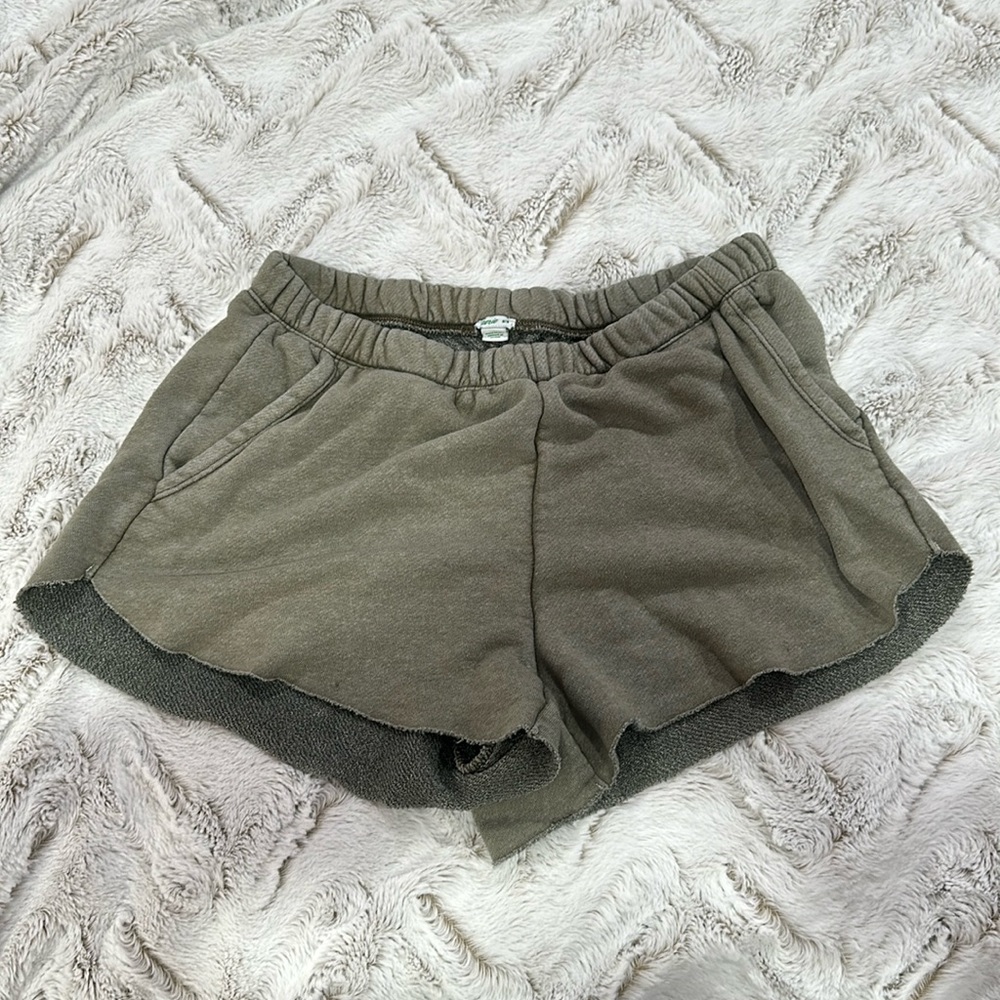 aerie green shorts
